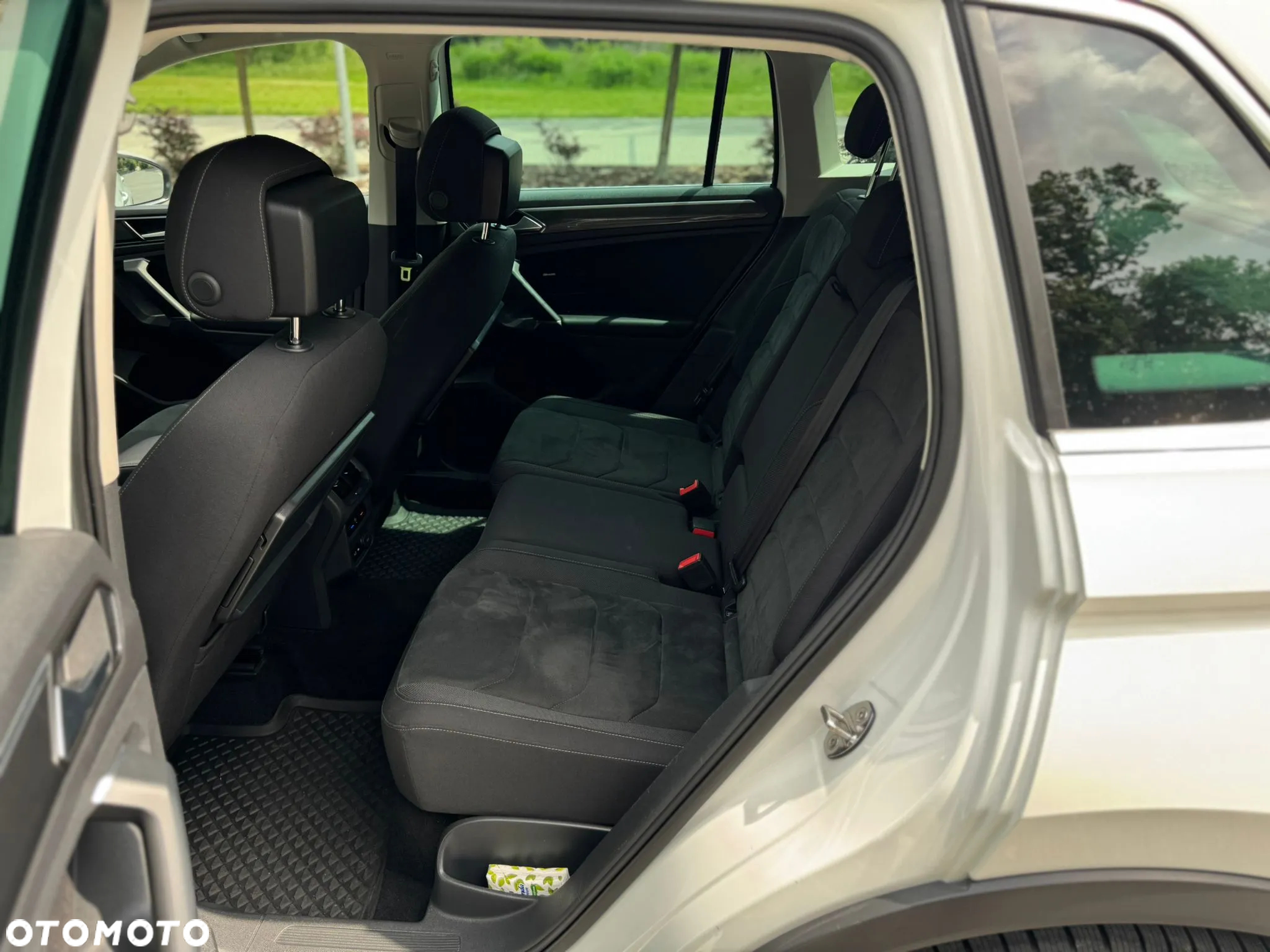 Volkswagen Tiguan 2.0 TDI SCR 4MOTION DSG Highline - 22