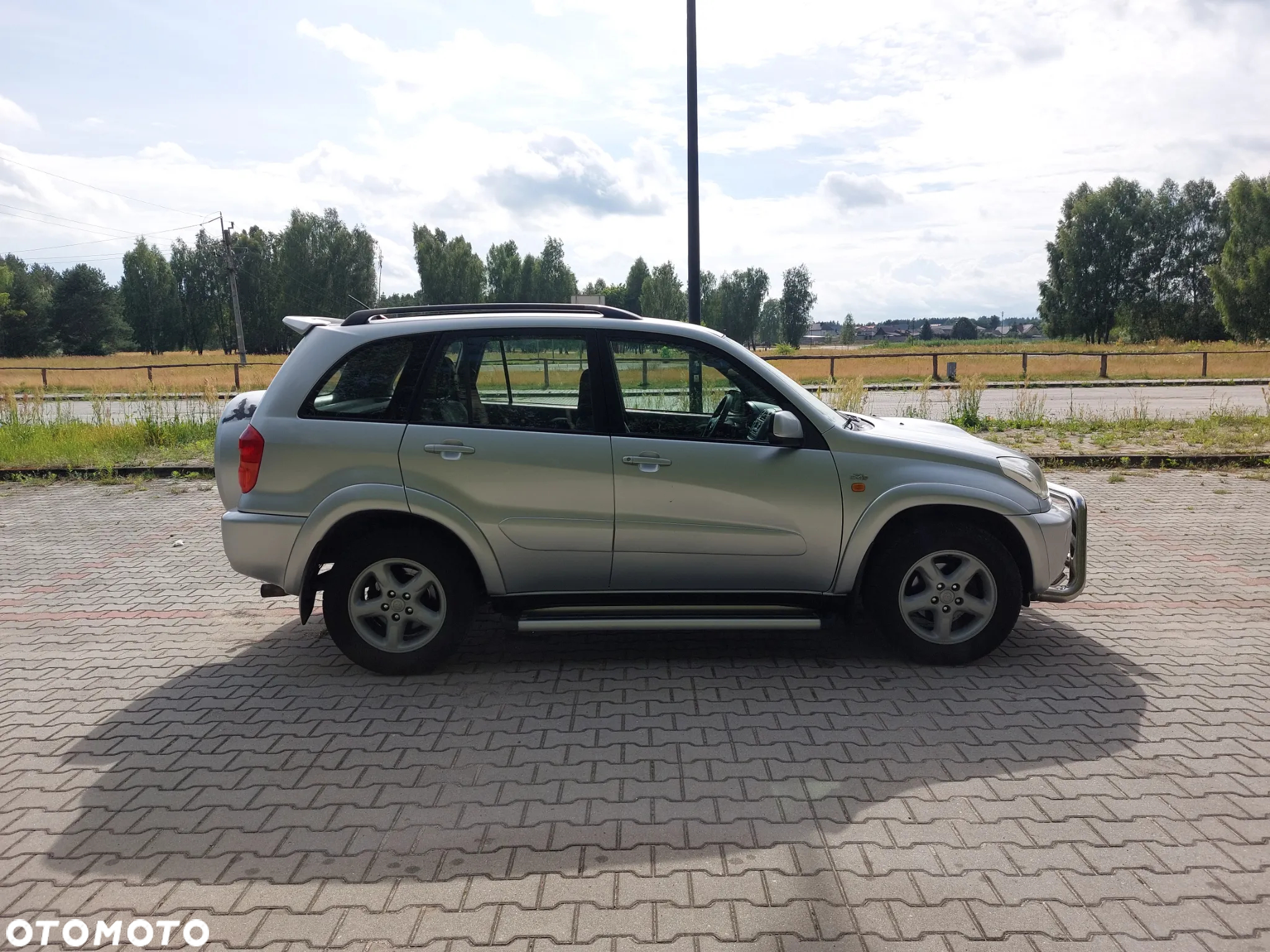 Toyota RAV4 2.0 D-4D 4x4 - 5