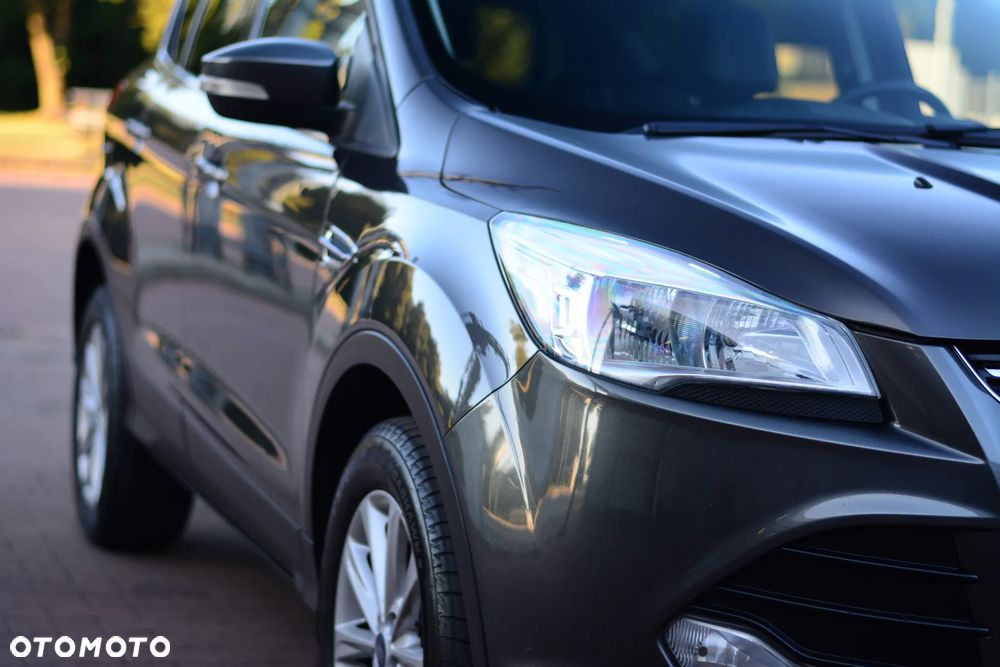 Ford Kuga 2.0 TDCi 4x2 Titanium - 7