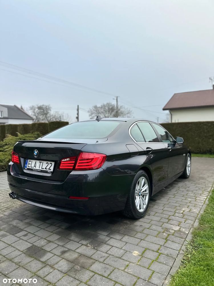 BMW Seria 5 525d - 10