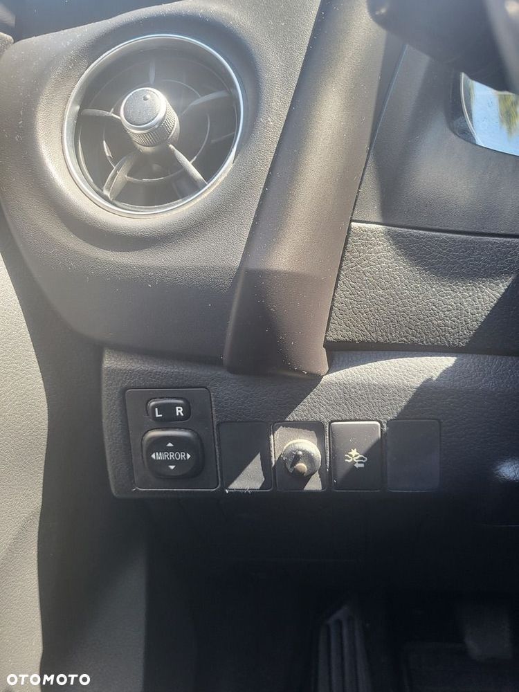 Toyota Corolla 1.6 Premium EU6 - 11