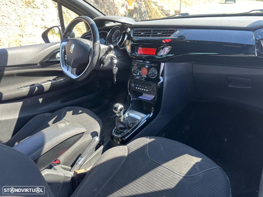 Citroën DS3 1.2 VTi Chic - 11