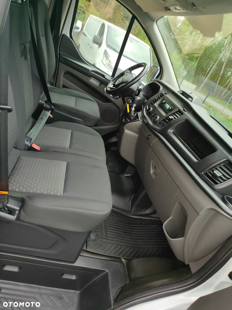 Ford TRANSIT CUSTOM 2021r 2,0 TDCI 130KM L2H1 LONG EURO 6 LEDY CENA BRUTTO VAT 23% - 17