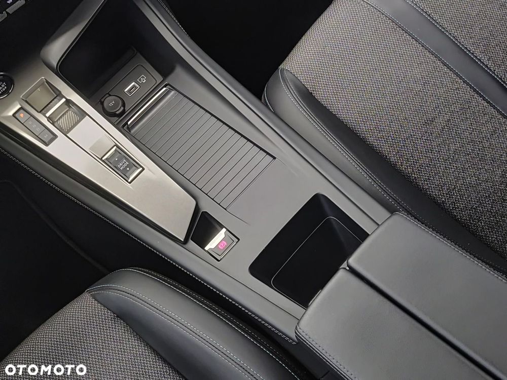 Peugeot 308 1.2 PureTech GPF Allure Pack S&S EAT8 - 33