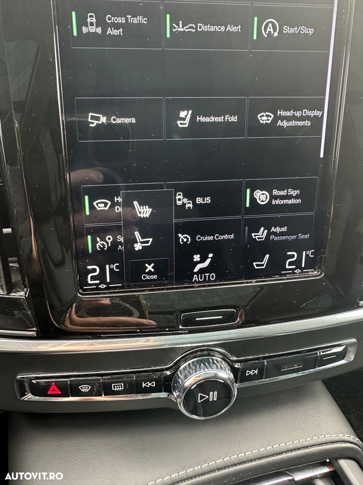 Volvo V90 D5 AWD Geartronic Inscription - 24