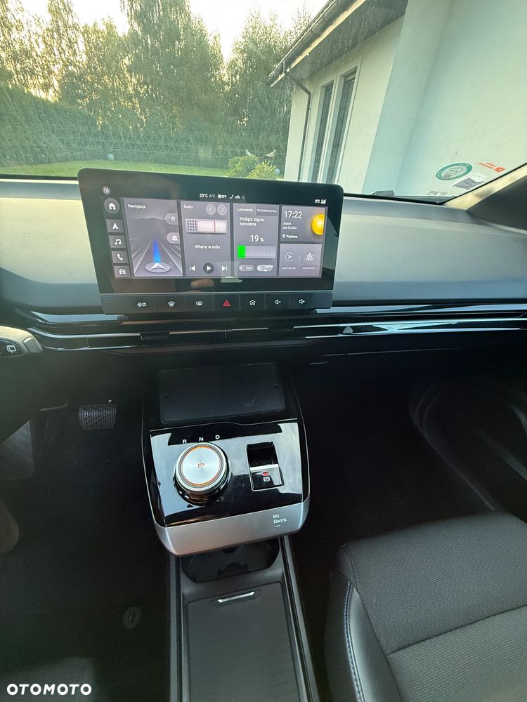 MG 4 EV 64kWh Premium - 22