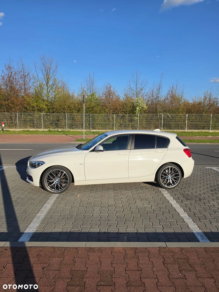 BMW Seria 1 120d Sport Line - 3