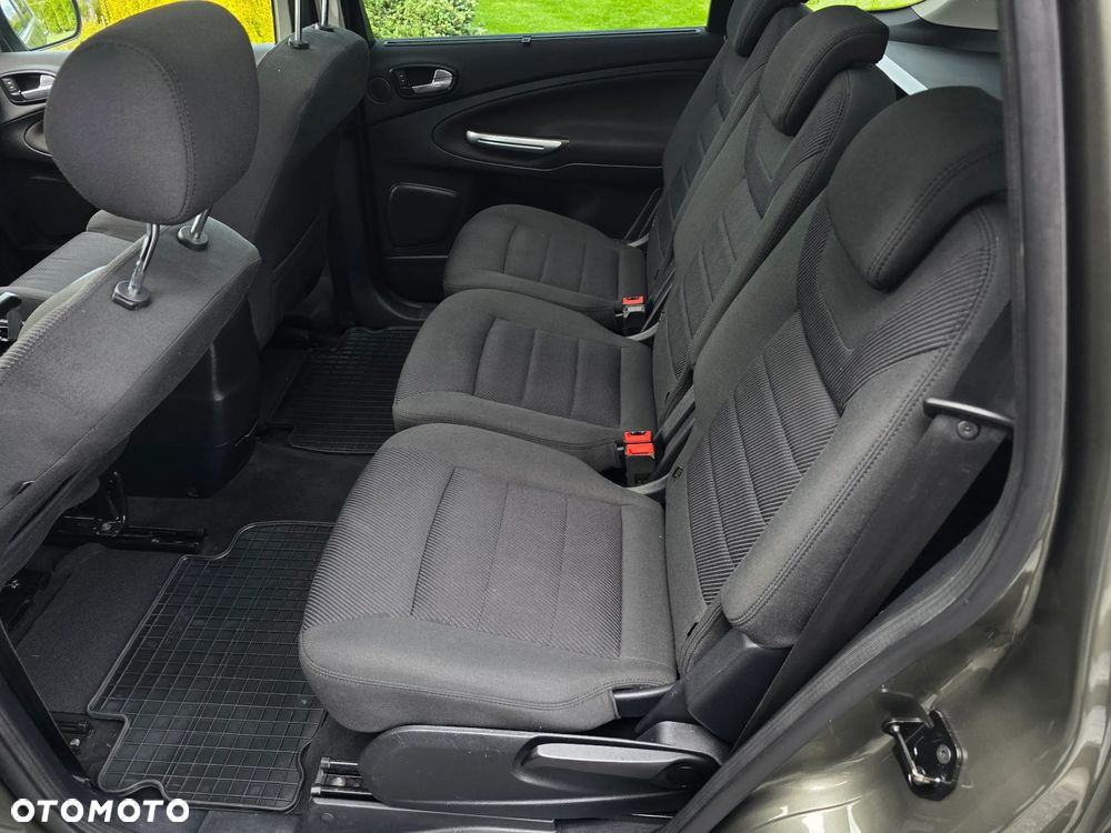 Ford S-Max 2.0 TDCi Titanium - 24