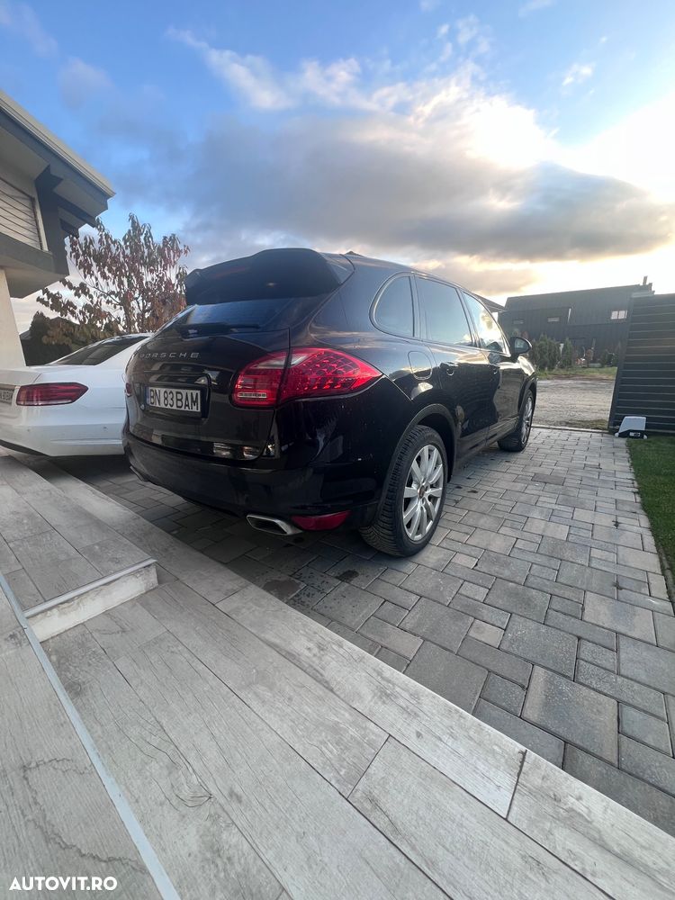 Porsche Cayenne 3.0TD TipTronic - 12