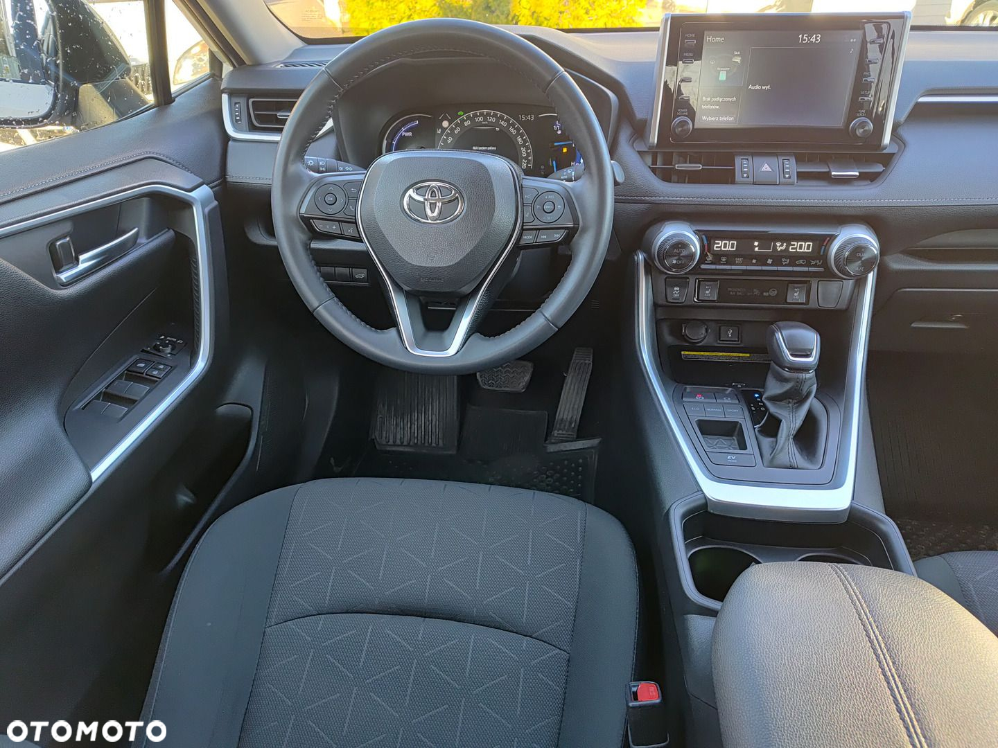 Toyota RAV4 - 11