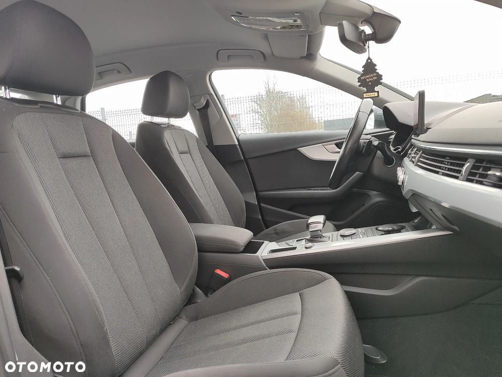 Audi A4 Limousine 2.0 TDI ultra S tronic design - 15