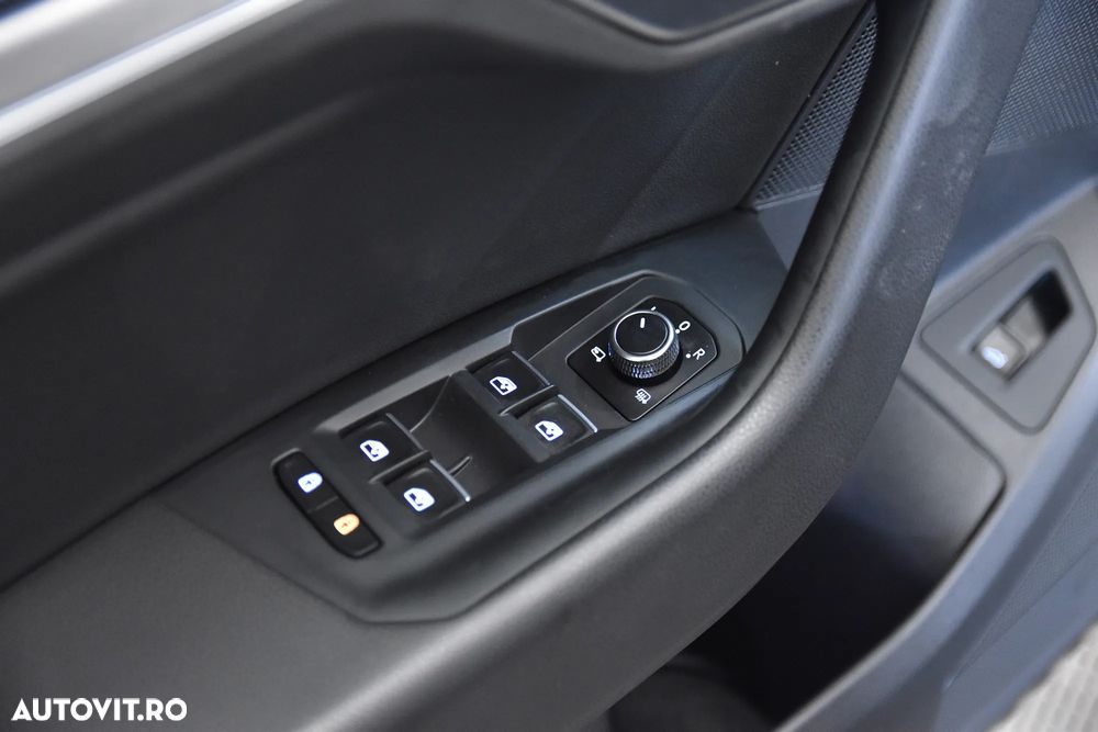 Volkswagen Touareg - 15