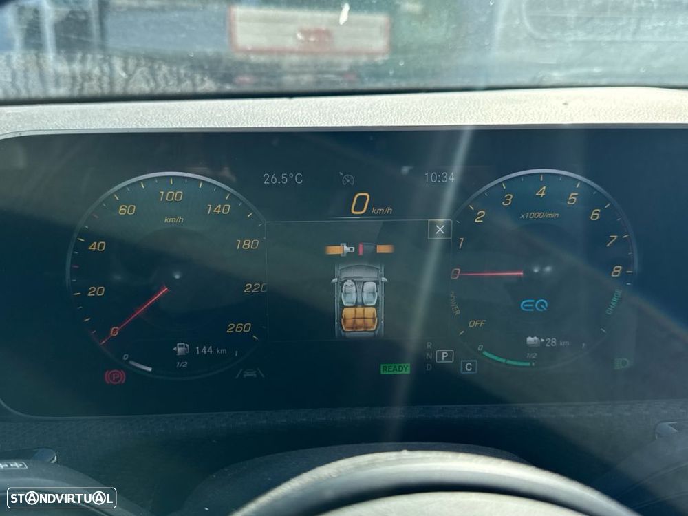 Mercedes-Benz A 250 e - 3