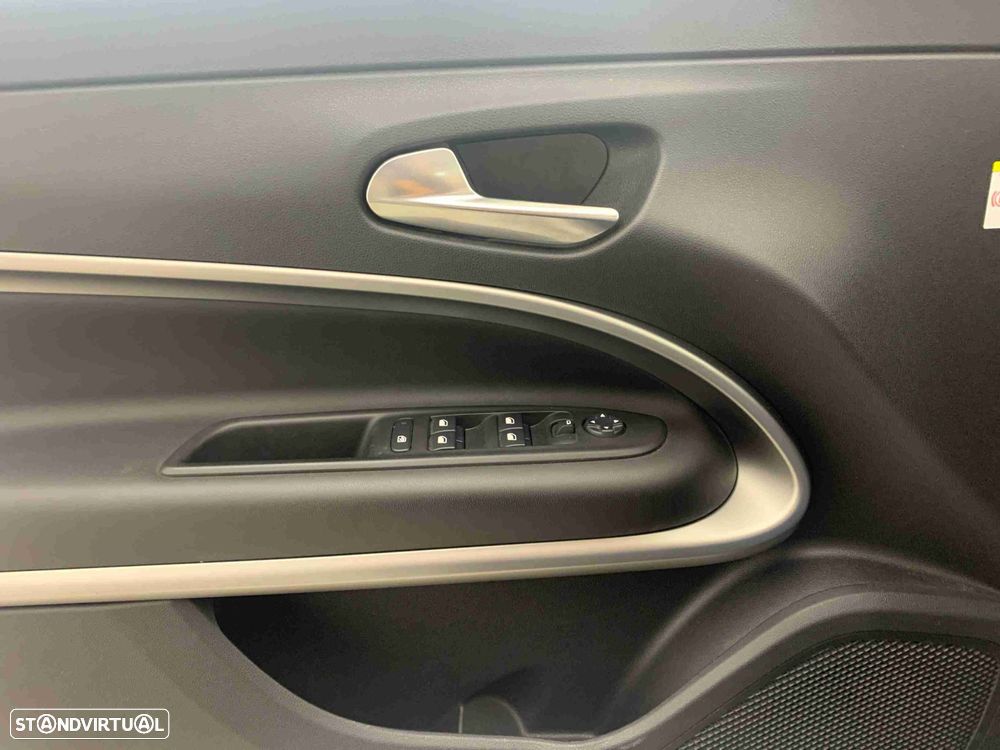 Jeep Avenger 1.2 GSE T3 Altitude - 10