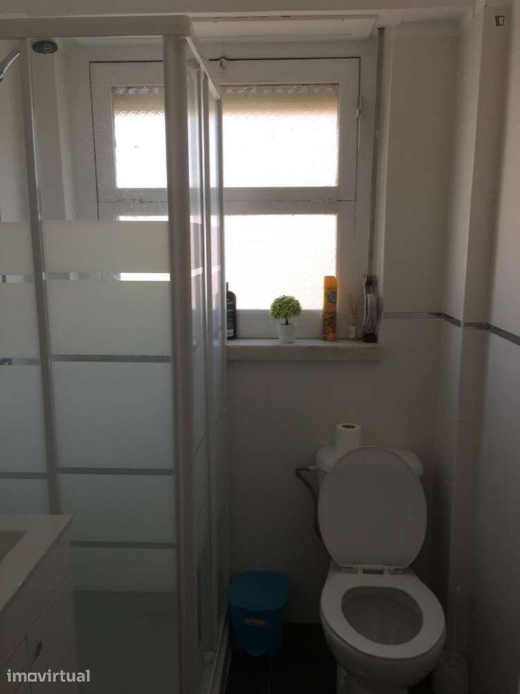 Quarto - localizado em Ajuda Lisbon - Grande imagem: 3/10