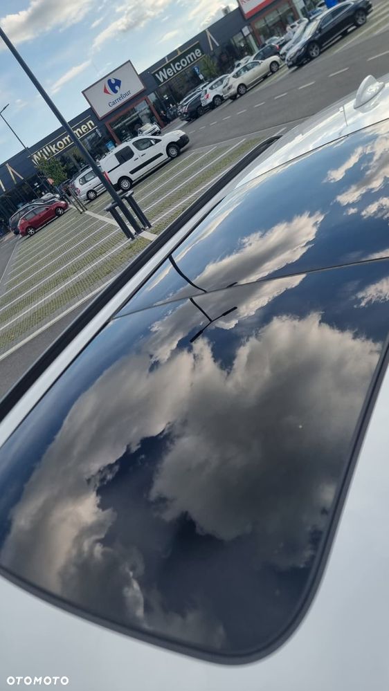 Volvo XC 90 D5 AWD Geartronic RDesign - 8
