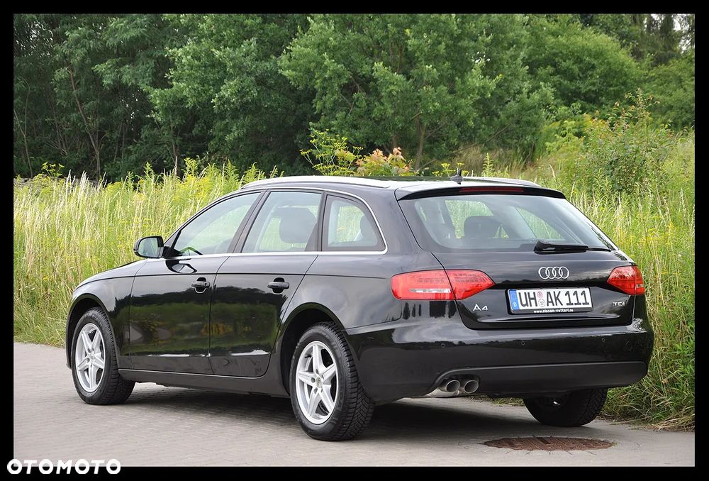 Audi A4 Avant 2.0 TDI DPF Ambiente - 13
