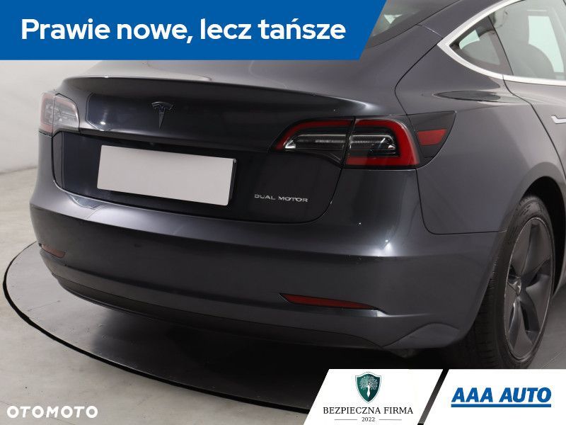 Tesla Model 3 - 23