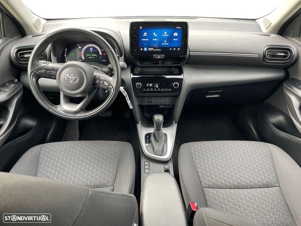 Toyota Yaris Cross 1.5 HDF Comfort Plus - 8