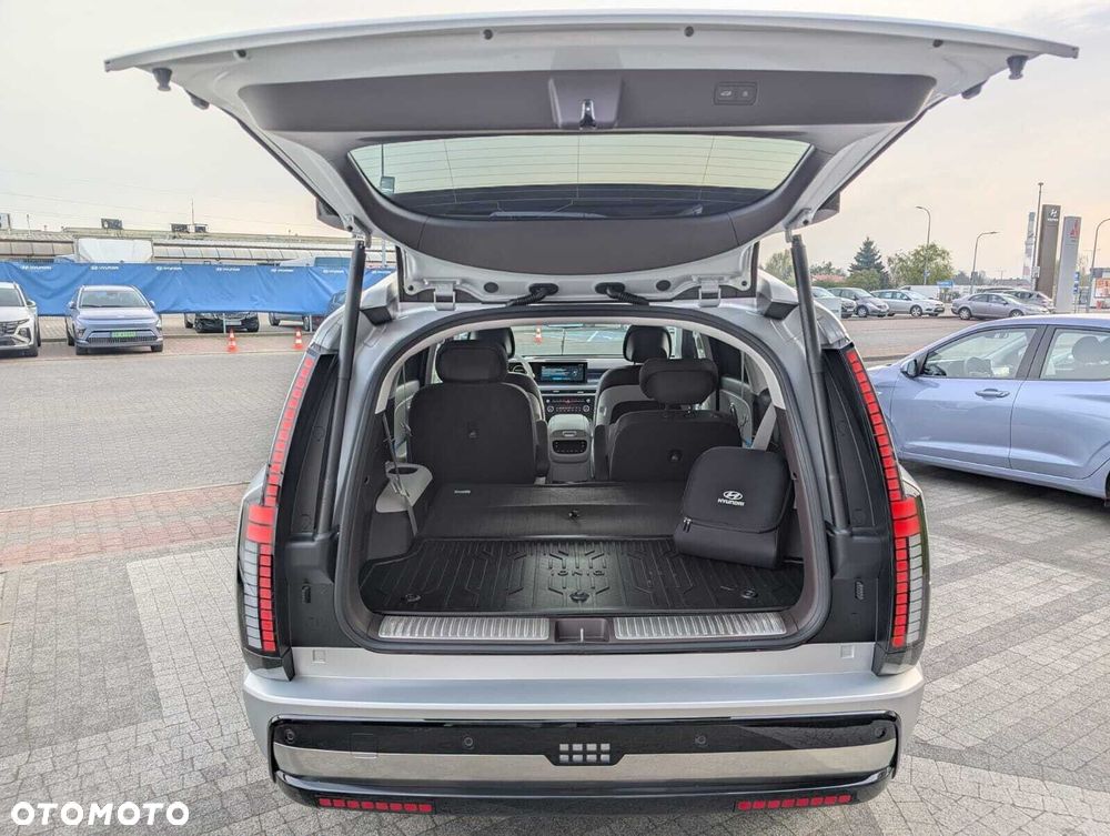 Hyundai IONIQ 9 110kWh Calligraphy AWD Performance - 12