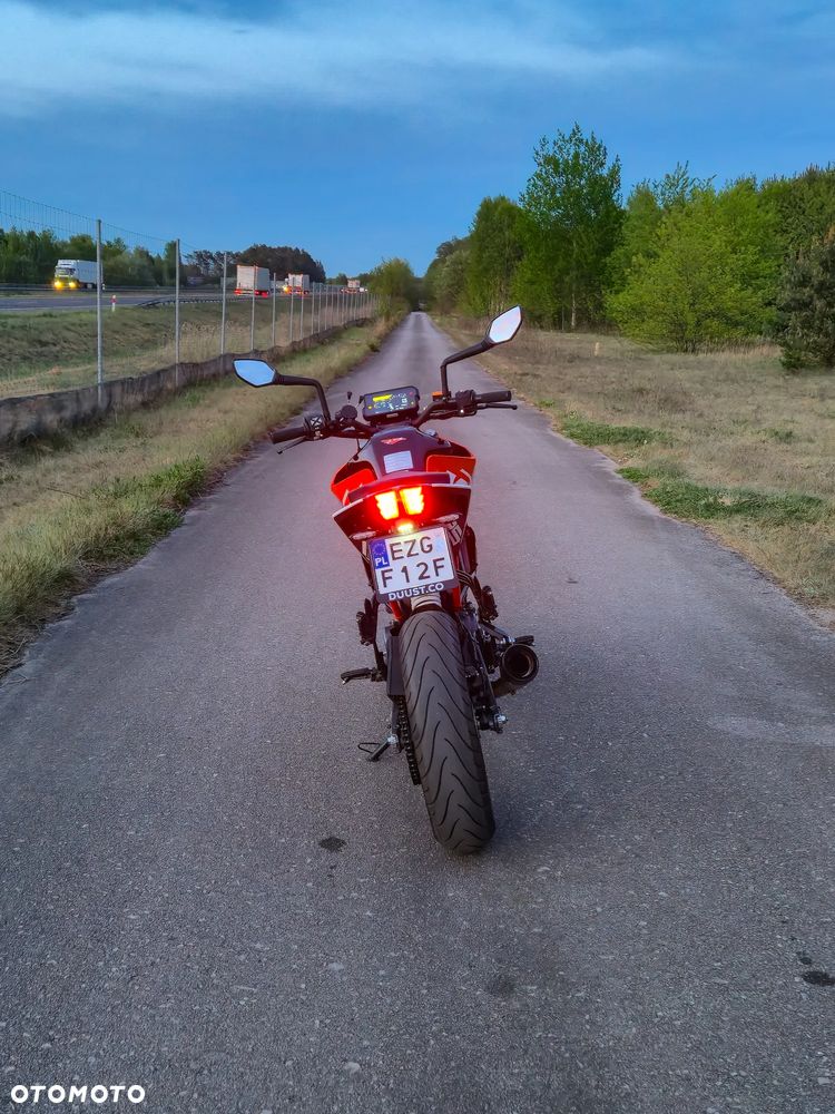 KTM Duke 125 - 8