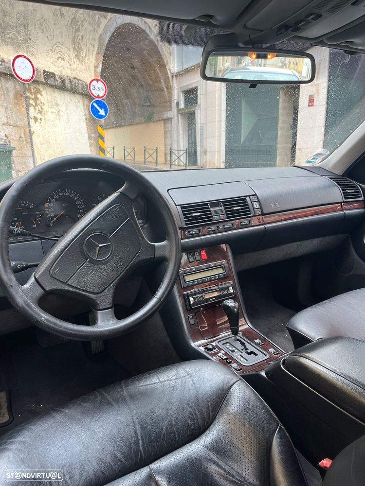 Mercedes-Benz S 300 TD - 5