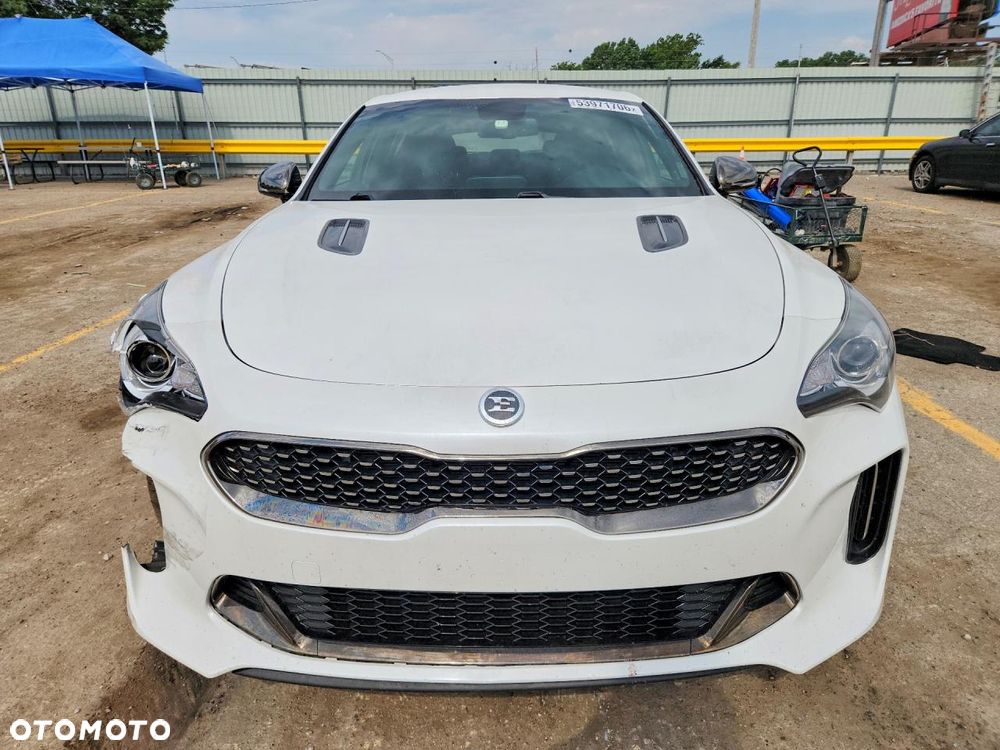 Kia Stinger 2.0 T-GDI GT Line - 2