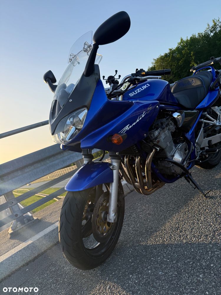 Suzuki Bandit - 1