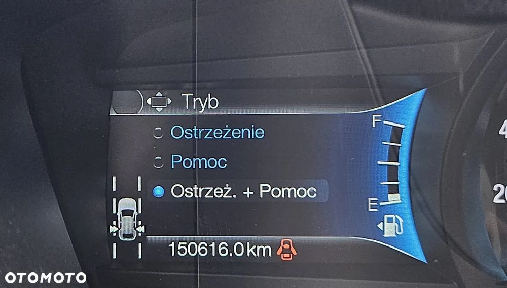 Ford Mondeo 2.0 Hybrid Titanium - 39
