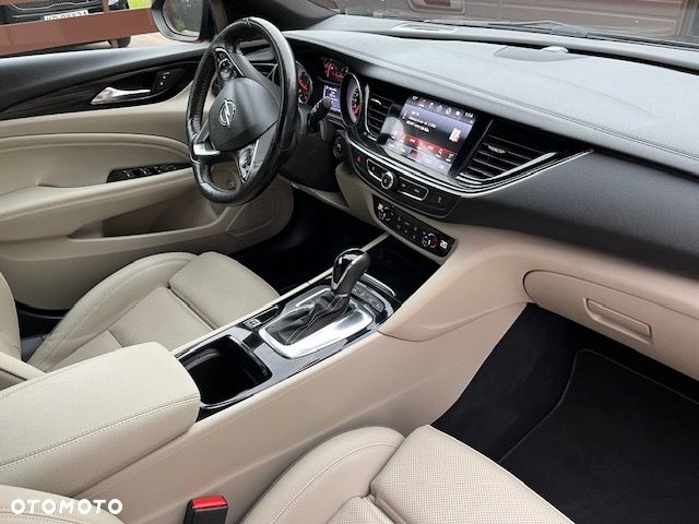 Opel Insignia 1.6 Automatik Business Innovation - 16