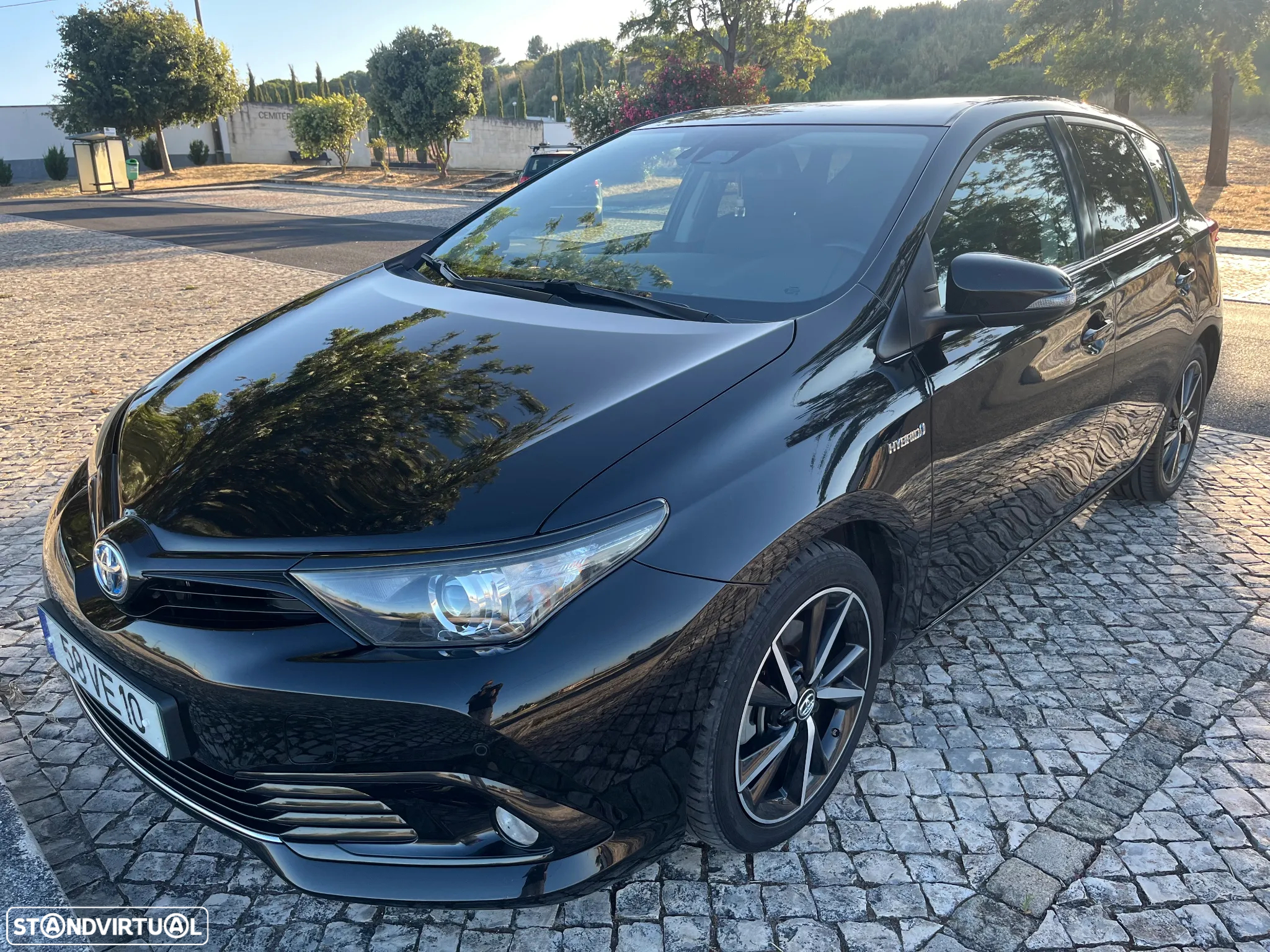 Toyota Auris 1.8 HSD Comfort +P.Techno+P.Sport - 16