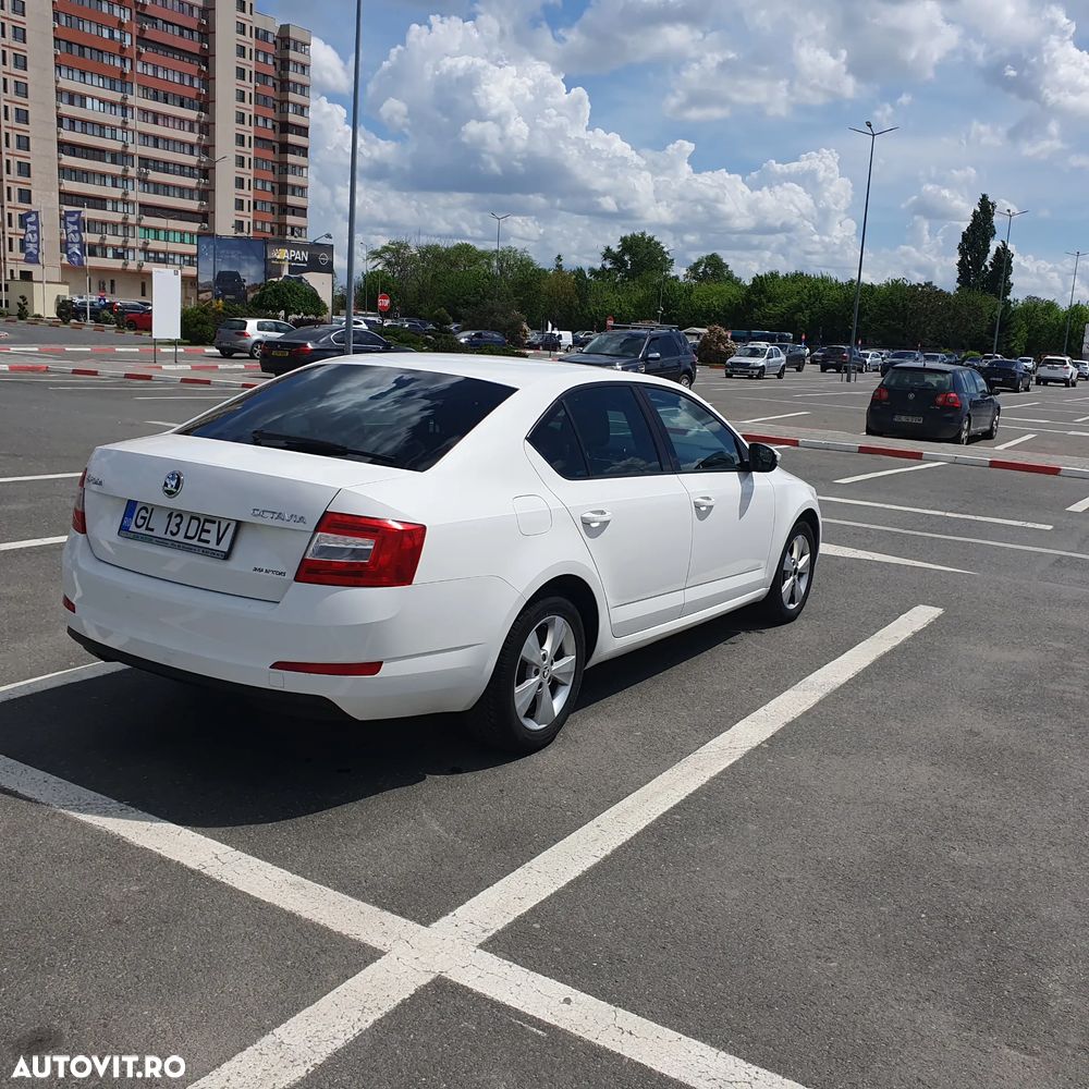 Skoda Octavia 2.0 TDI Style - 5