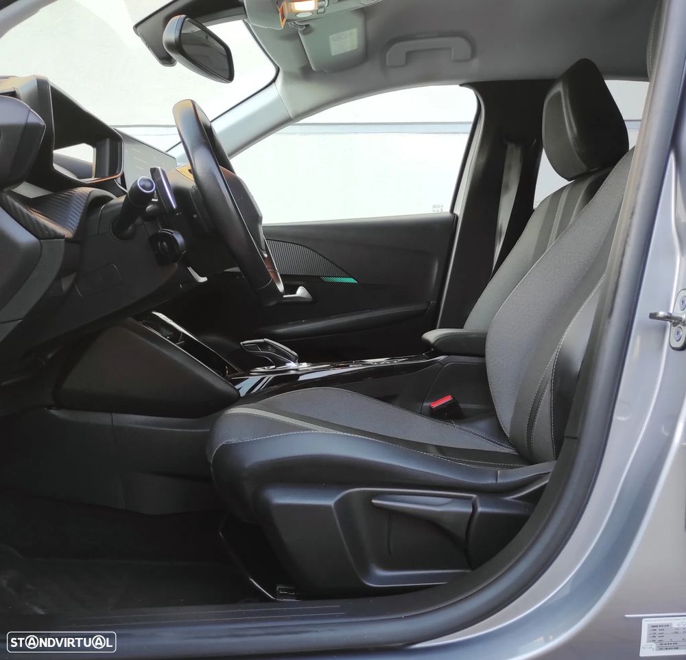 Peugeot 208 PureTech 100 EAT8 Allure Pack - 18