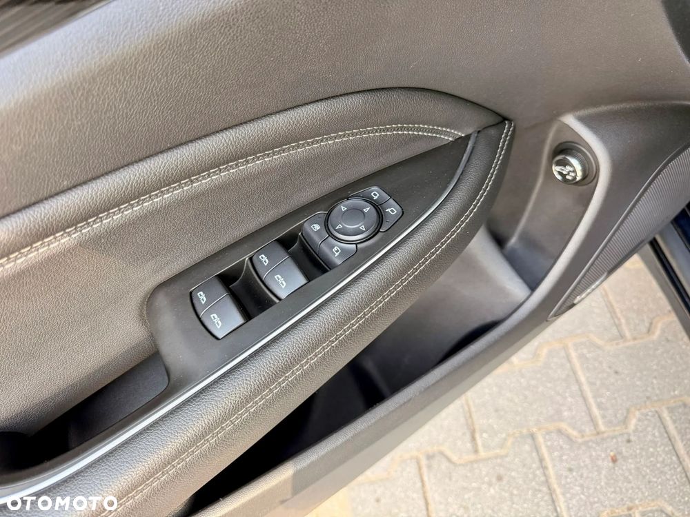 Opel Insignia 2.0 BiTurbo D 4x4 Automatik Ultimate Exclusive - 35