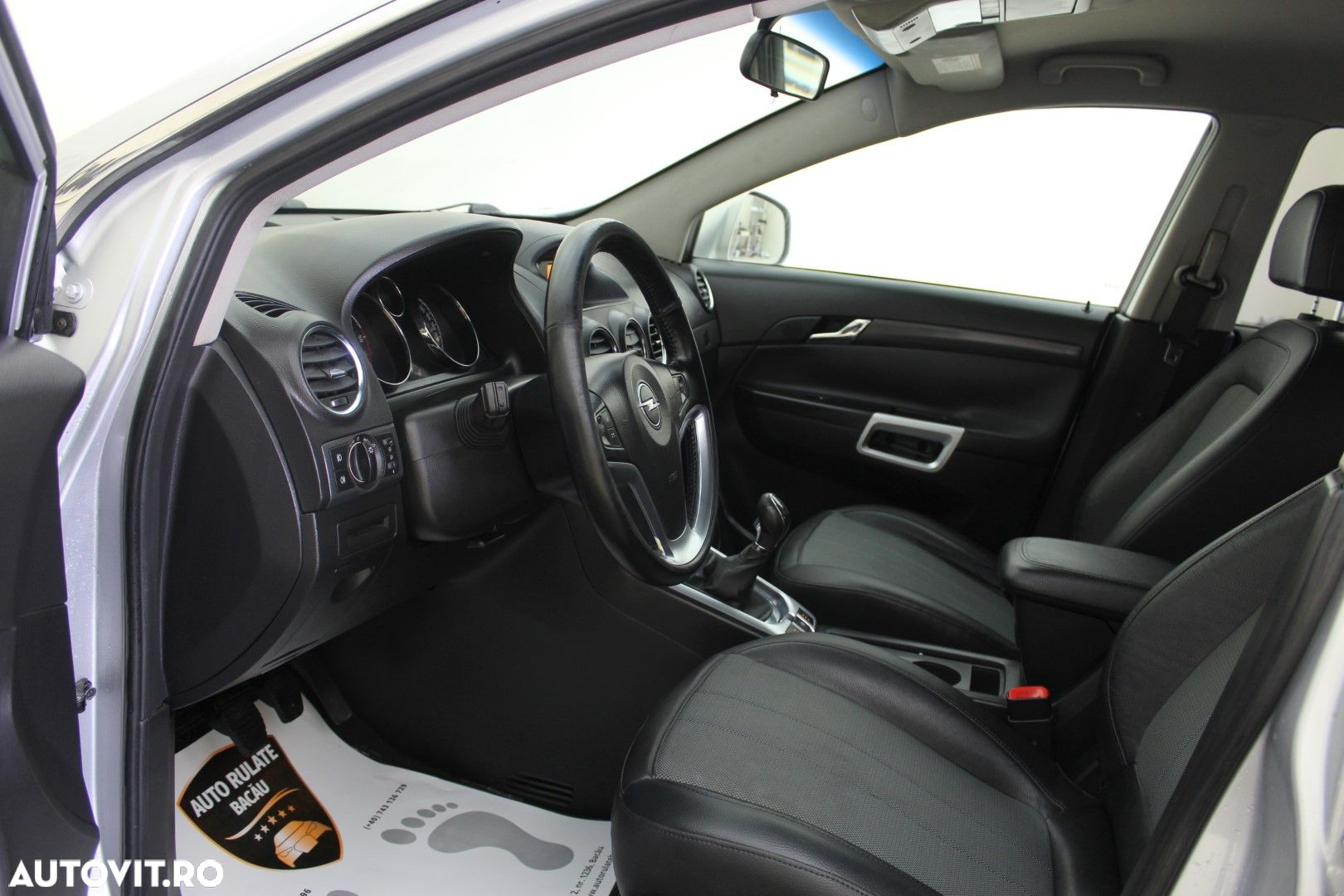 Opel Antara - 12