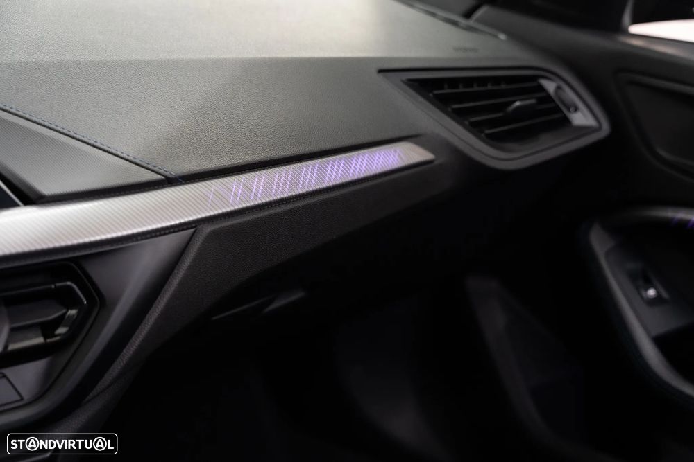 BMW 116 d Pack Desportivo M Auto - 17