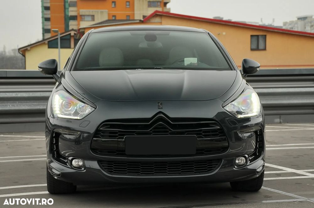 Citroën DS5 HDi 165 SportChic - 1
