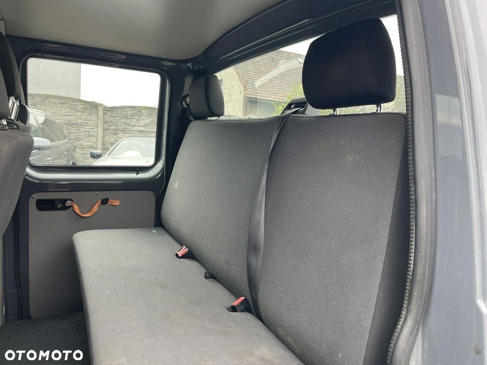 Volkswagen Transporter - 13