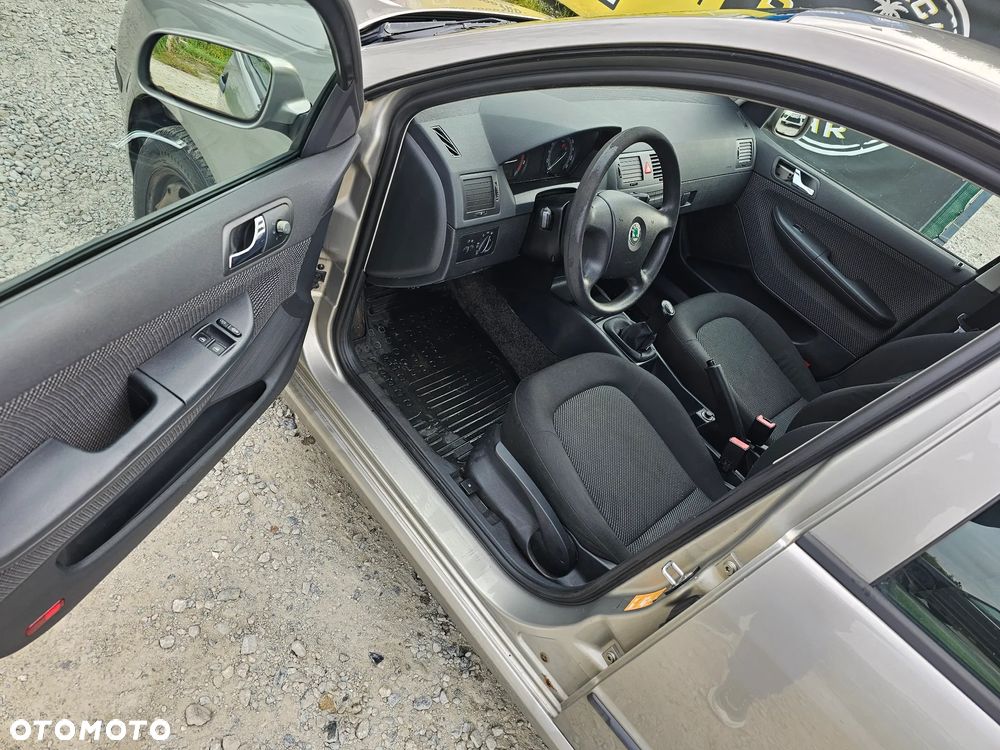 Skoda Fabia 1.4 16V Classic - 12