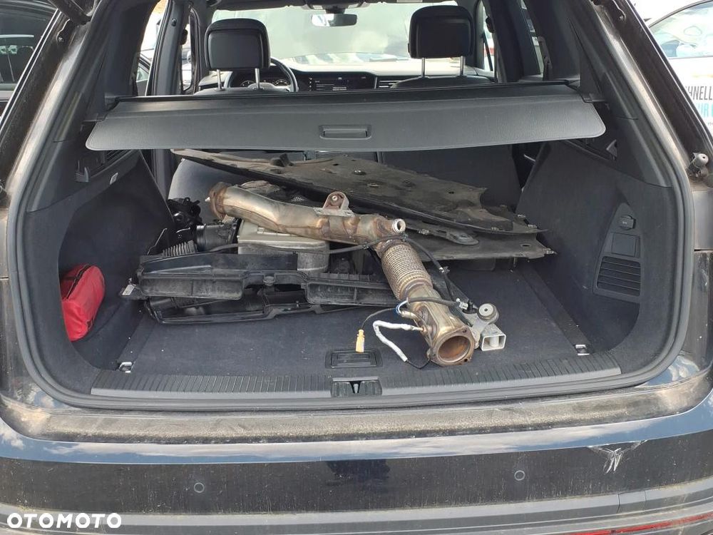 Volkswagen Touareg 3.0 V6 TDI 4Motion DPF Automatik - 7