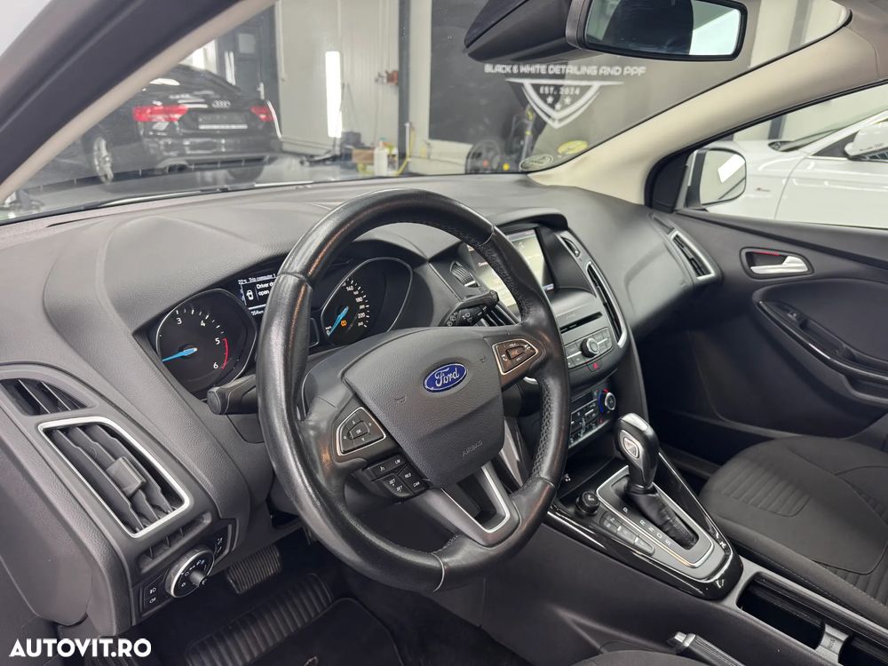 Ford Focus 2.0 TDCI DPF Start-Stopp-System Aut. Titanium - 17