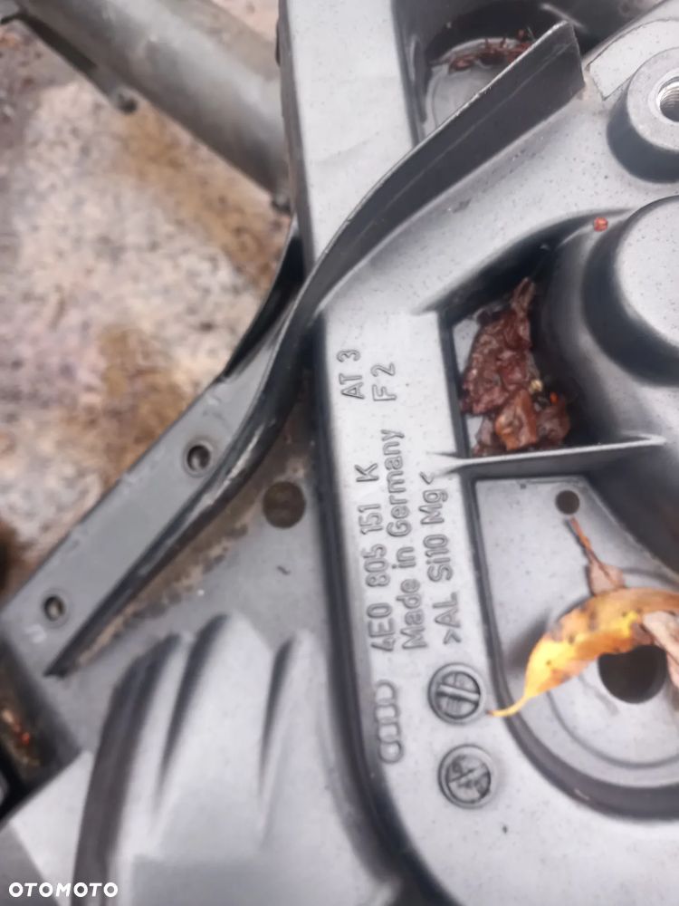 Ćwiartka Audi A8 3D - 4