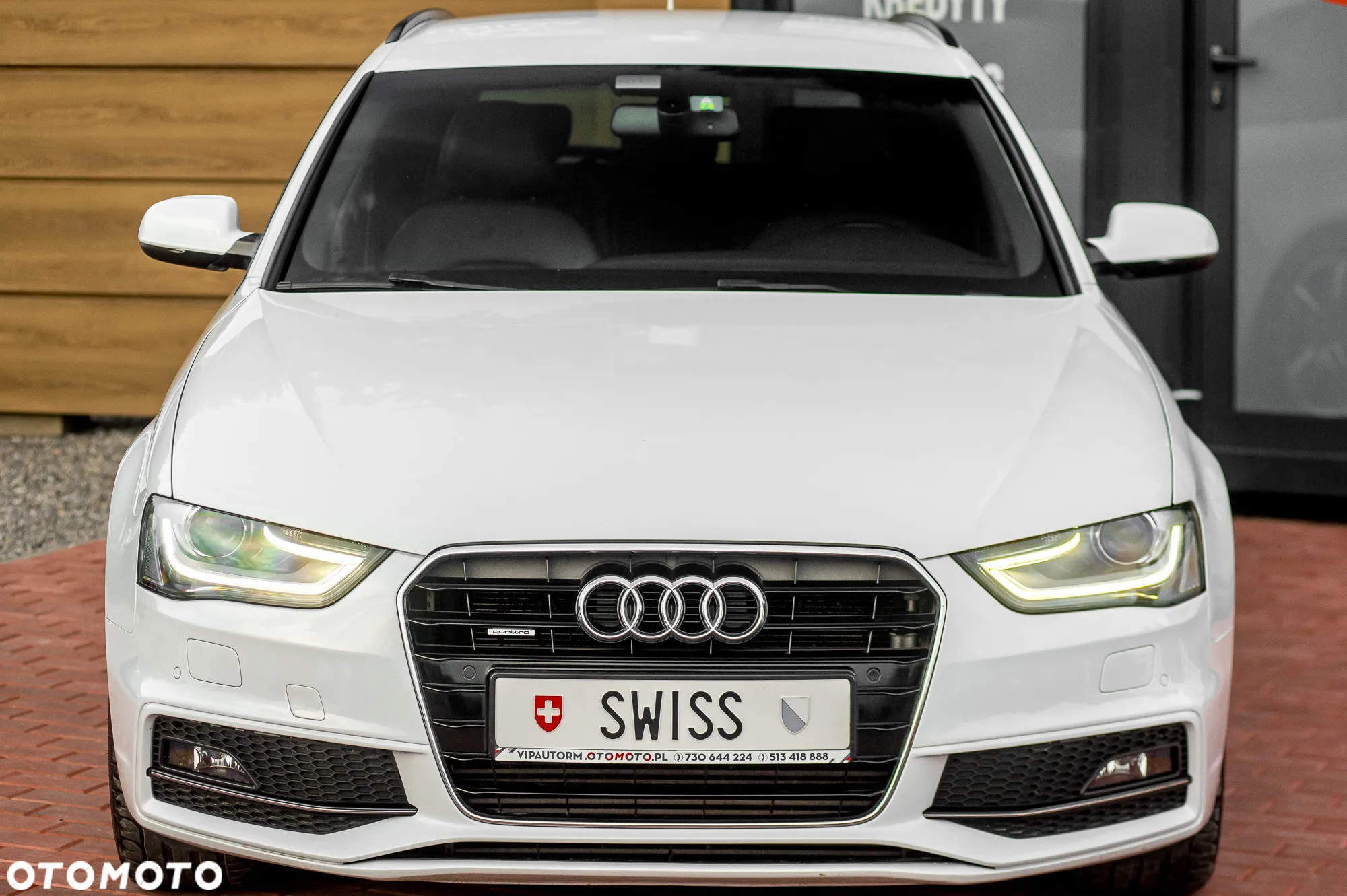 Audi A4 Avant 2.0 TFSI quattro S tronic S line Sportpaket - 4