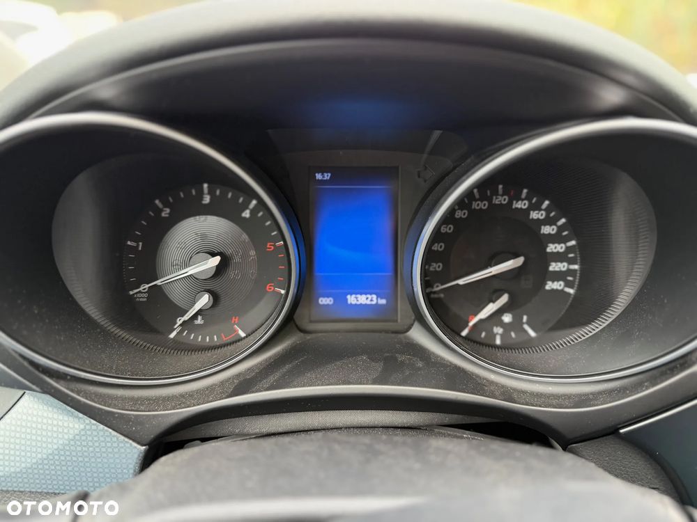Toyota Avensis 2.0 D-4D Premium - 14