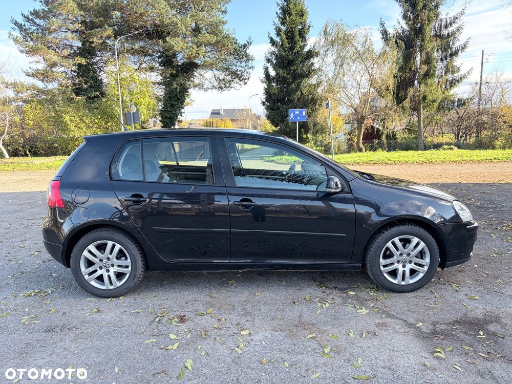 Volkswagen Golf 1.6 Trendline - 5
