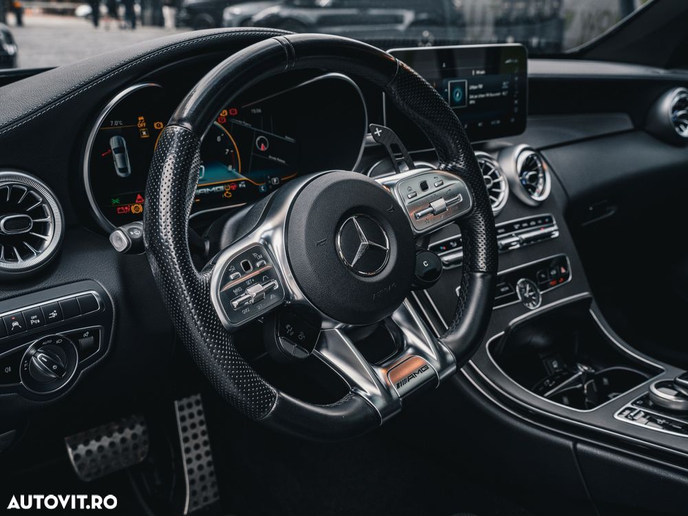 Mercedes-Benz C 63 AMG Coupe Aut. - 32