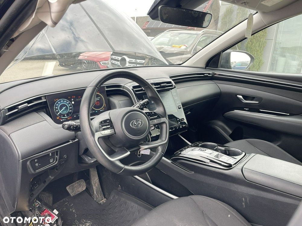 Hyundai Tucson 1.6 T-GDi HEV Modern 2WD - 9