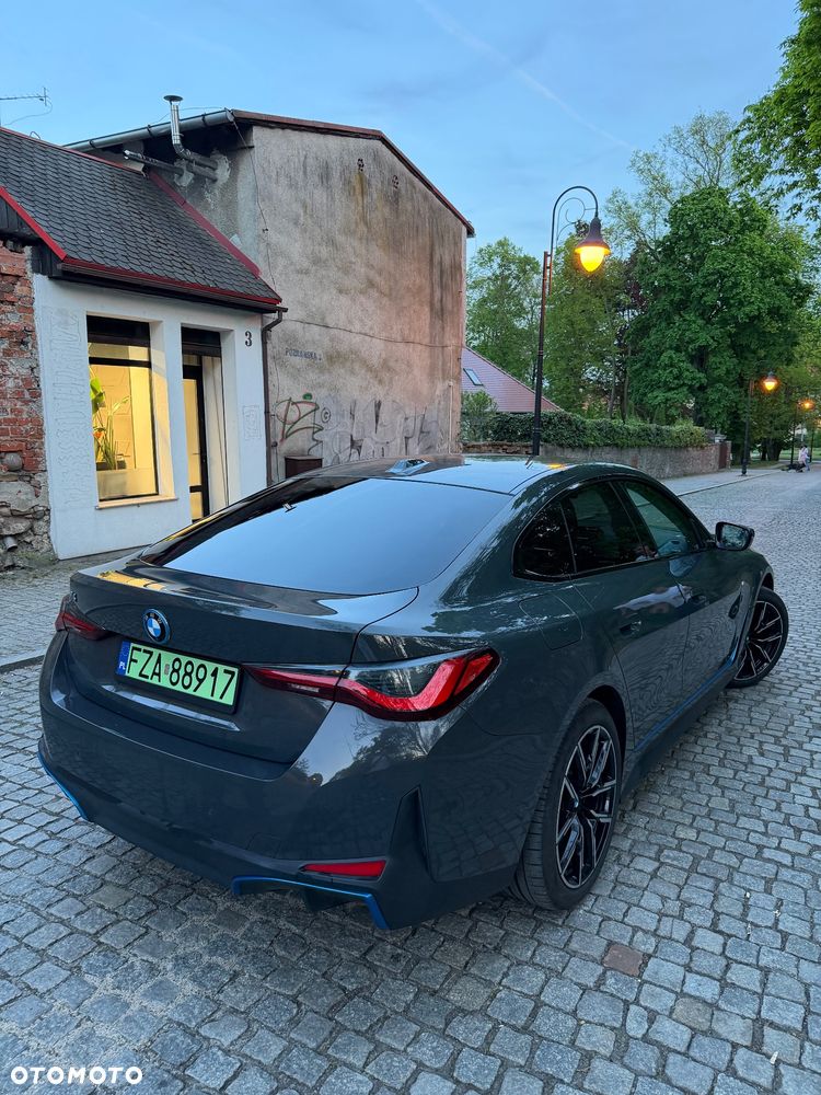 BMW i4 70.3kWh eDrive 35 - 19