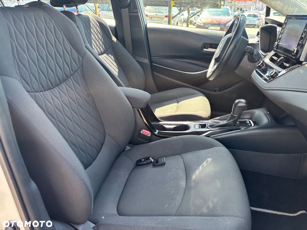 Toyota Corolla 1.8 Hybrid Executive - 14