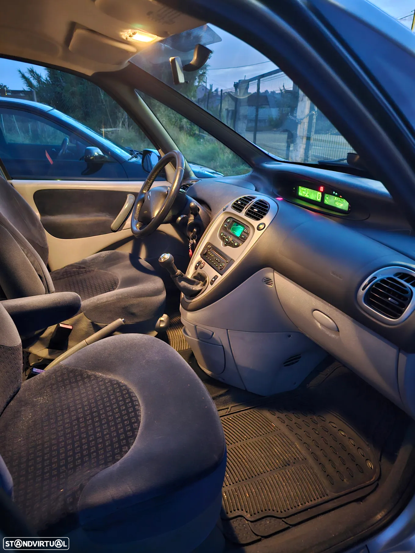 Citroën Xsara Picasso - 11